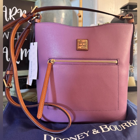 Dooney & Bourke Handbags - Dooney & Bourke large Lavender purple leather two-way shoulder Crossbody Bag NWT